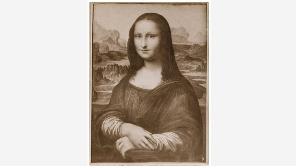 Mona Lisa by Leonardo Da Vinci